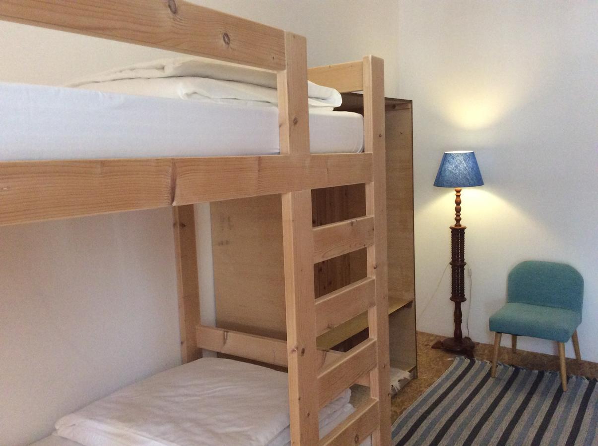 Marina Lounge Hostelポンタ・デルガダ エクステリア 写真