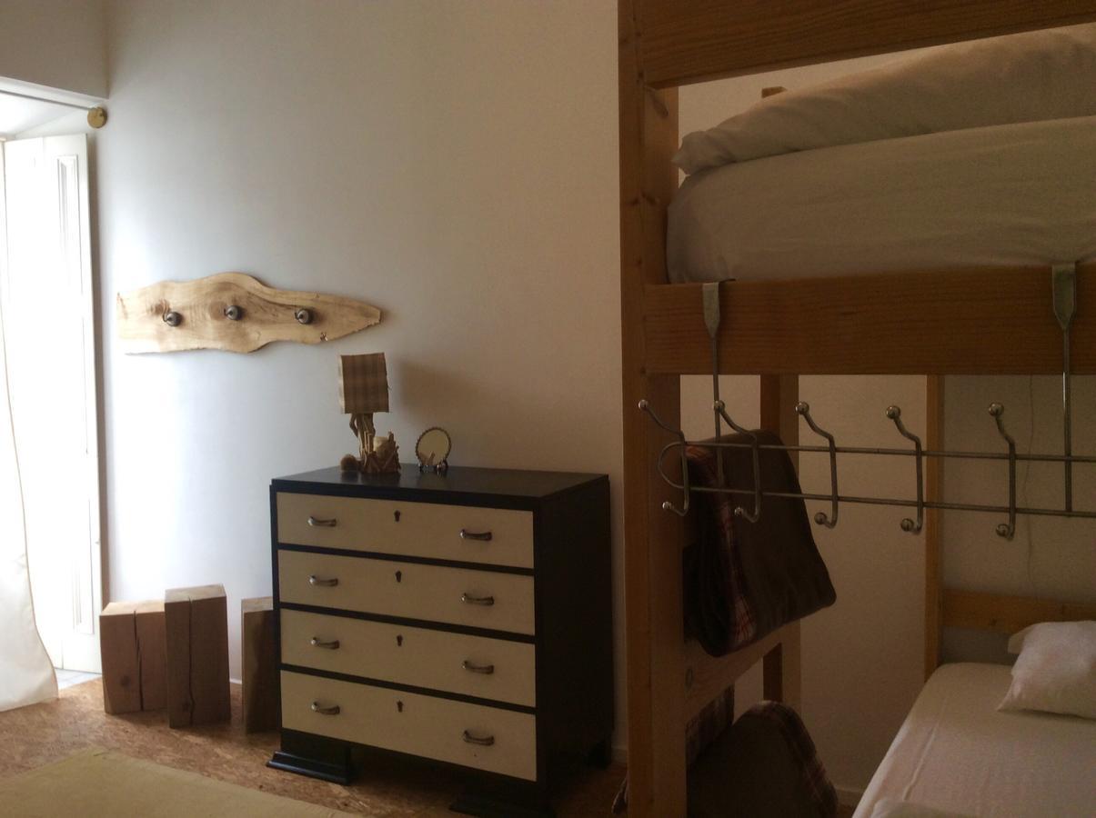 Marina Lounge Hostelポンタ・デルガダ エクステリア 写真