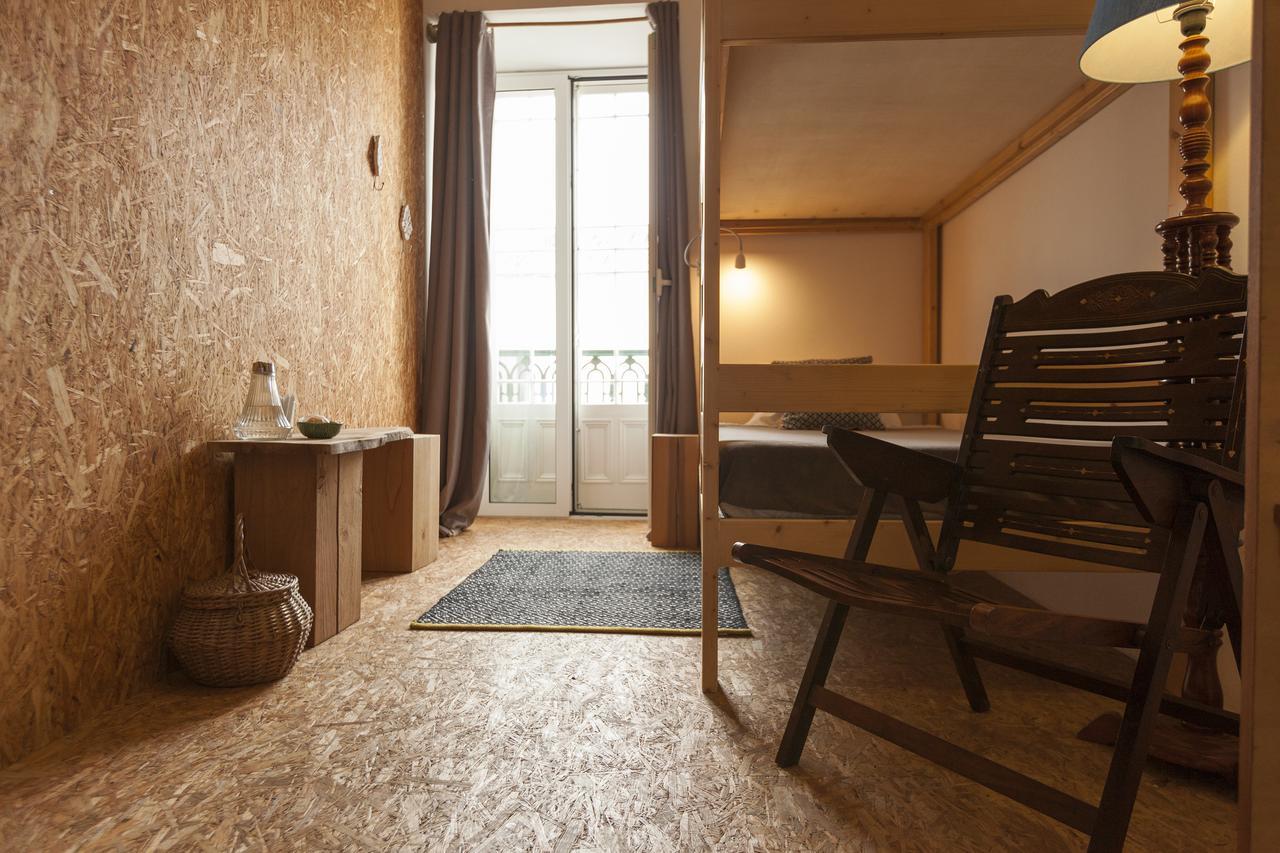Marina Lounge Hostelポンタ・デルガダ エクステリア 写真